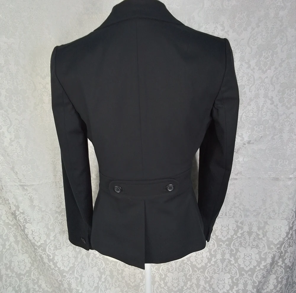 Banana Republic black 2 button closure stretch blazer size 4 - Picture 3 of 9